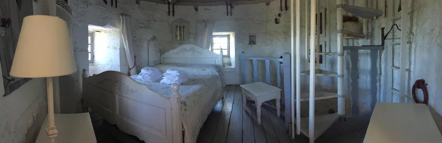 Chambre avec deux lits simples